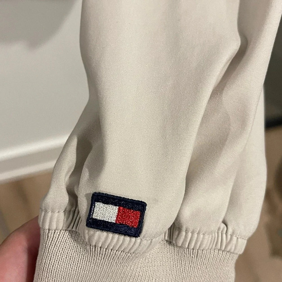 Y2K 2001 Tommy Hilfiger Golf Beige Pullover Windbreaker Jacket Size Large - Picture 6 of 6